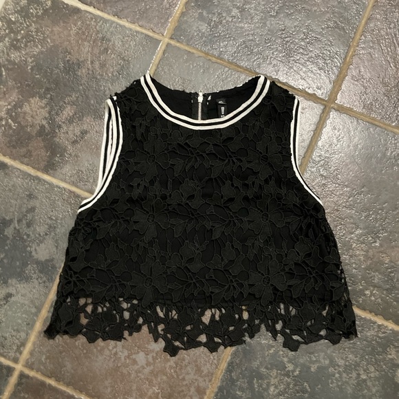Black Sleeveless Crop Top. Size M - Picture 1 of 9